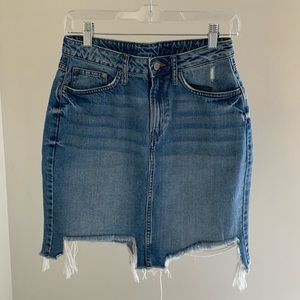 Denim skirt!